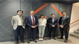 وزير الاقتصاد الرقمي يجتمع مع فريق شركة Clean Kinetics