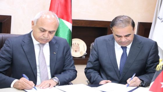 اتفاقية بين “العمل” و”التنمية والتشغيل” لمنح قروض حسنة للشباب لتمويل مشاريعهم الصغيرة المنزلية