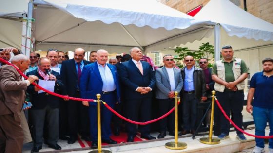 الجبور يرعى احتفالاً وطنياً نظمته بلدية مادبا الكبرى بمناسبة يوم العَلَم الأردني