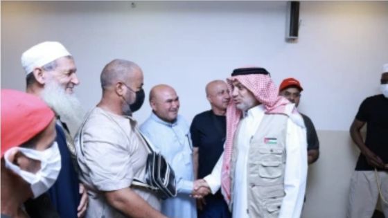 وزير الأوقاف يتفقّد أوضاع حجاج عرب 48 ويؤكد استمرار تقديم أفضل الخدمات لهم