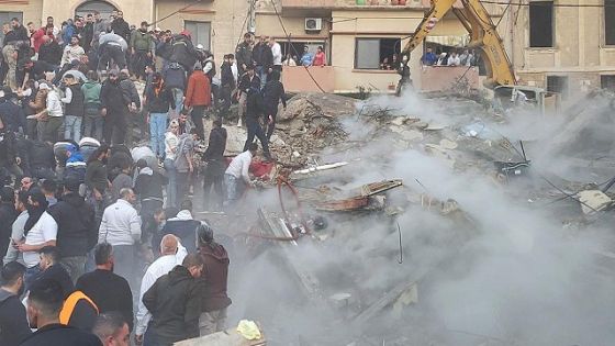 وفاة 6 جراء انهيار مبنيين في طرابلس بلبنان