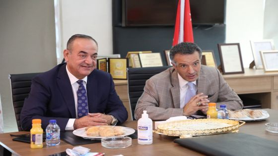 الفنادق الأردنية تستقبل وزير السياحة والاثار