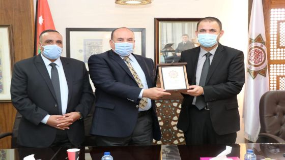 اتفاقية تعاون بين جامعة العلوم الإسلامية العالمية والمستشفى الإسلامي