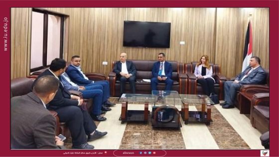 رئيس جامعة الإسراء يزور رئيس بلدية الجيزة