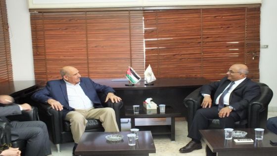 رئيس مجلس إدارة “الفوسفات” يزور نقابة الصحفيين