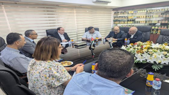 ابو حسان يدعو لشراكة صناعية أردنية تونسية