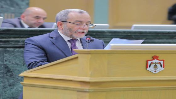 مشوقة يسأل الرئيس حسان عن ويطالب بوقف هدر مياه الديسي