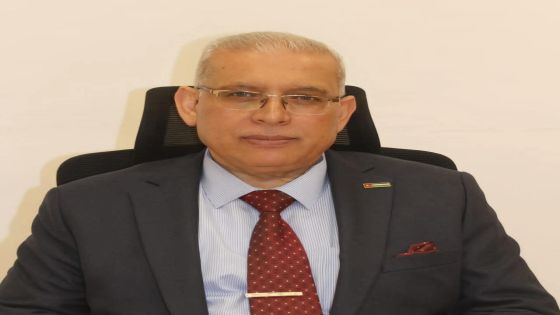 قطيشات يهنئ الأستاذ الدكتور. يحيا خريسات بتعيينه عميدًا لكلية الكلية الجامعية العربية للتكنولوجيا كلية المجتمع العربي