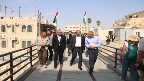 وزير السياحة والآثار: تطوير المنتج السياحي وتنمية السياحة في صلب خططنا لمحافظتي الطفيلة والكرك