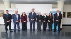 البنك الأردني الكويتي يوقّع اتفاقية تعاون مع مؤسسة الحسين للسرطان لتسويق برنامج “تأمين رعاية”