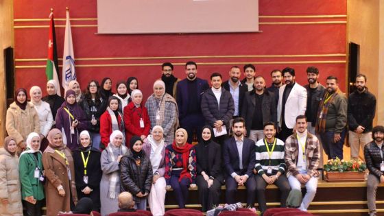 جامعة فيلادلفيا تعزز مهارات الطلبة في الاتصال والتواصل