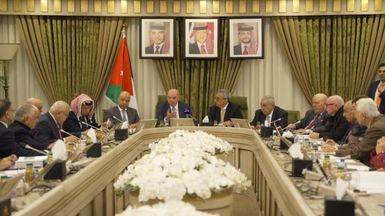 رئيس الأعيان يؤكد ضرورة إطلاع المواطنين على حقيقة الوضع المالي لـ الضمان