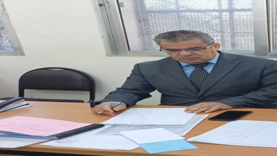 الجراح يتفقد مستودعات الكتب في تربية الطيبة والوسطية.