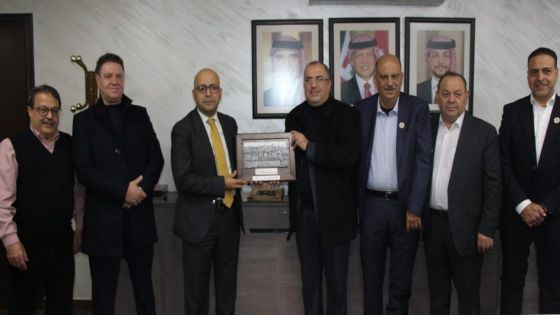 عبيدات يعرض لملتقى اعمال الفلسطيني – نابلس فرص الاستثمار في المدن الصناعية الاردنية