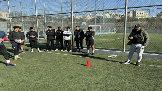 فريق كرة القدم في جامعة البترا يبدأ استعداداته لبطولة “القائد” في العقبة