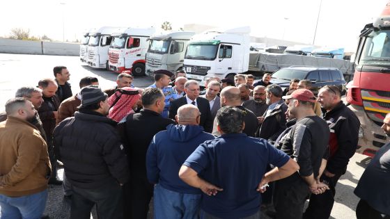 وزير الداخلية في زيارة “مفاجئة” لمركز حدود جابر