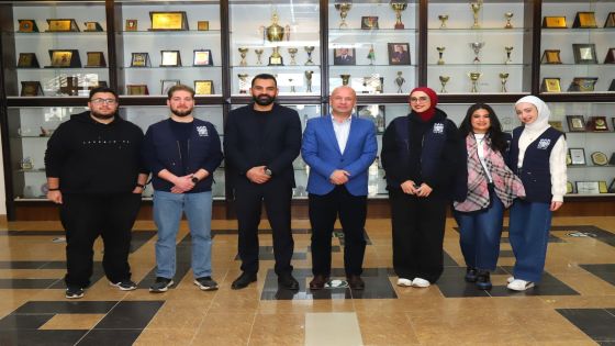 عمادة شؤون الطلبة بجامعة البترا تكرّم فريق “سفراء الجامعة”