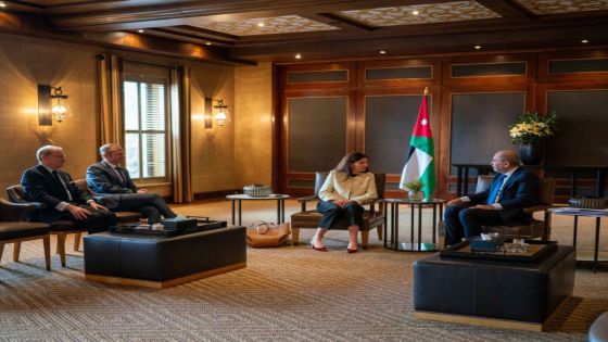 الأردن وفرنسا يبحثان آفاق حماية المنطقة من خطر توسّع رقعة الصراع