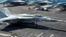 وول ستريت جورنال: ترمب يبحث ضربة محدودة لإيران للضغط نحو صفقة نووية