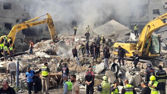 23 شهيدا وعشرات الجرحى في سلسلة غارات إسرائيلية على لبنان