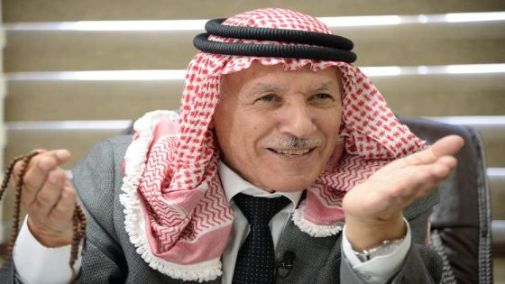 رئيس الوزراء يجري اتصالا هاتفيا مع النائب العرموطي