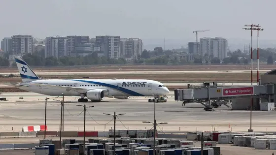 أضرار بالغة لثلاث طائرات بمطار بن غوريون جراء قصف إيراني