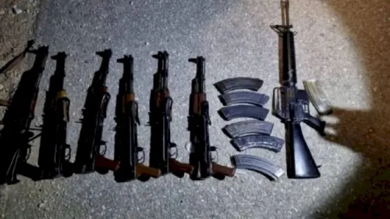 الاحتلال : 4 أشخاص قادمين من الأردن حاولوا تهريب أسلحة ودهس جندي