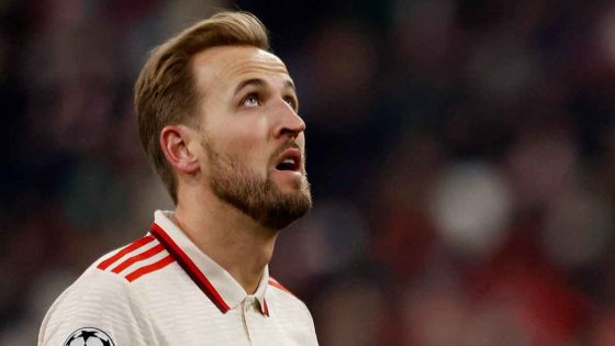 برشلونة يصر على حرق الأموال.. المسمار الأخير في نعش لابورتا الإقتصادي