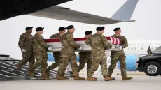 ارتفاع عدد القتلى الأميركيين في الحرب إلى 8