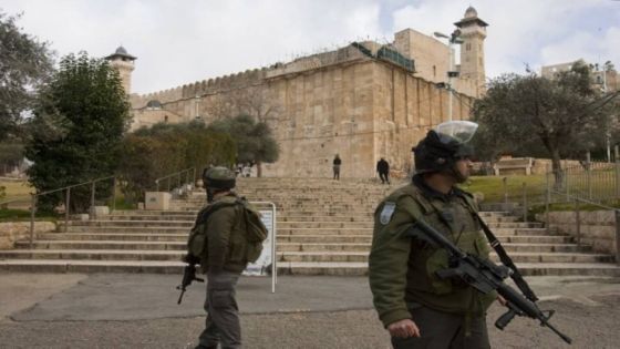 الاحتلال يرفض تسليم الحرم الإبراهيمي للجانب الفلسطيني