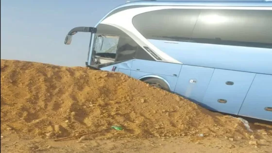 إصابة 11 معتمرا أردنيا بتدهور حافلتهم في الأراضي السعودية