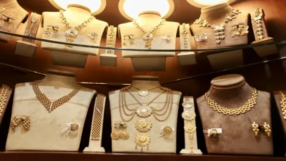 102 دينار سعر الذهب عيار 21 بالسوق المحلية