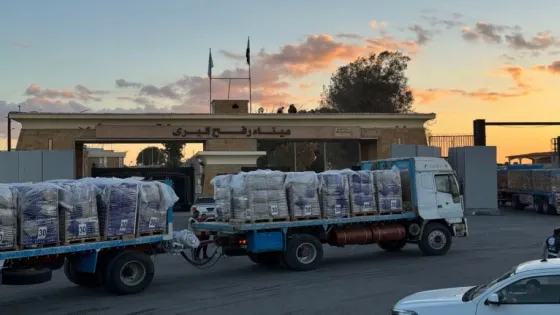مصادر: 700 شاحنة فقط دخلت غزة خلال أسبوع