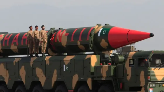 دراسة أميركية: اندلاع حرب نووية بين الهند وباكستان قد يقتل 100 مليون شخص خلال دقائق معدودة
