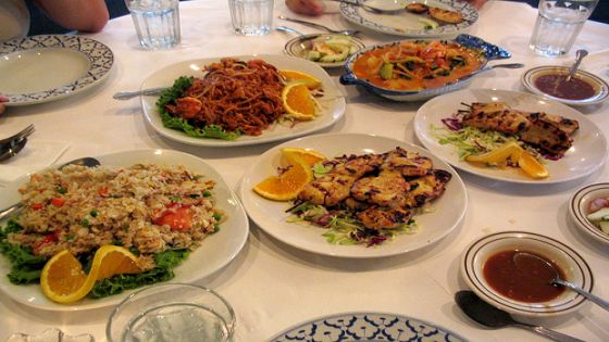 تقرير أممي : الأردنيون يهدرون ثلث طعام موائدهم