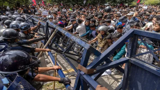 نيبال تشتعل.. ما القصة .. وهل يتغير وجه الجمهورية للأبد ؟