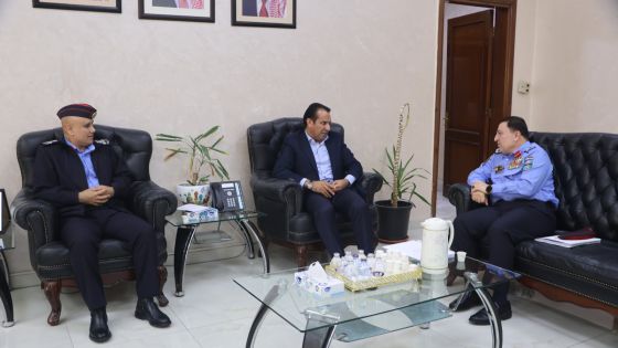 التربية والأمن العام تناقشان الإجراءات الفنية والأمنية لعقد التوجيهي
