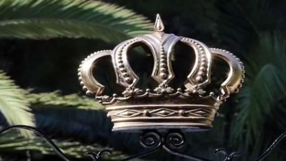 إرادتان ملكيتان بمنح وسام الاستقلال لسفيرين لدى البلاط الملكي