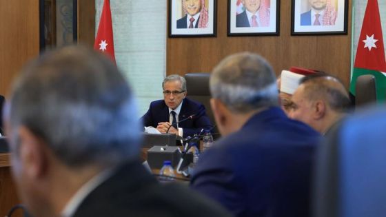 حسان يوجه بإنفاذ القانون وتطبيقه بحق المخالفين الذين يلقون النفايات عشوائيا