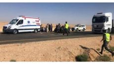 وفاتان بحادث تصادم على الطريق الصحراوي