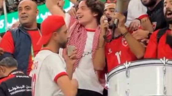 الأمير هاشم يساند النشامى في مباراته أمام العراق ويشارك الجماهير الأردنية فرحة الفوز