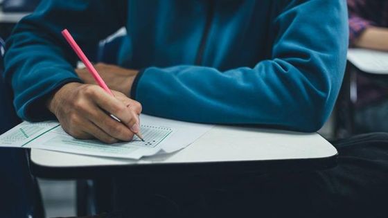 التربية: لا تغيير على موعد امتحان طلبة التوجيهي التكميلي غداً