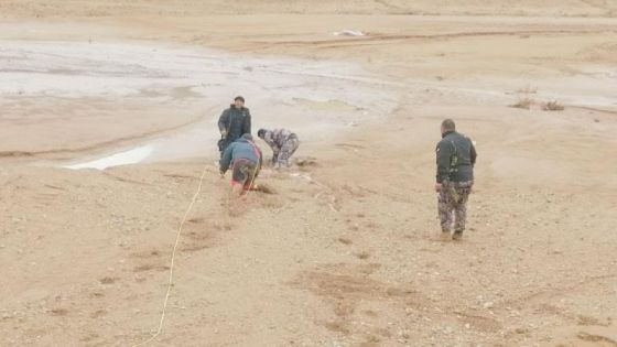 العثور على جثة طفل من جنسية عربية سقط داخل مجرى سيل في المفرق