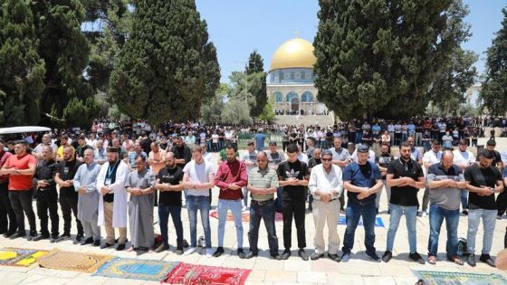 40 ألفا يؤدون صلاة الجمعة في المسجد الأقصى وسط إجراءات إسرائيلية مشددة
