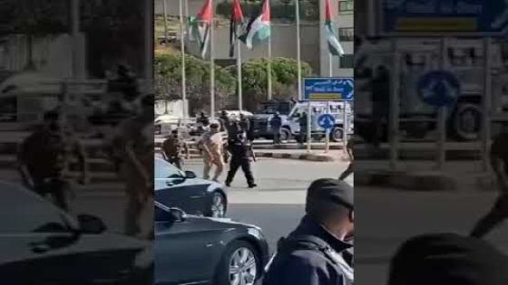 شاهدوا : الملك يتفقد أفراد الأمن على دوار خلدا
