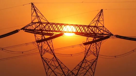 شركات الكهرباء ترد على النائب القباعي وتنفي إقرارها بتقسيم الفاقد على المشتركين