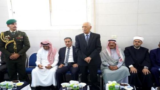 مندوباً عن الملك وولي العهد العيسوي يعزي الأزايدة وآل الداود وآل عواد