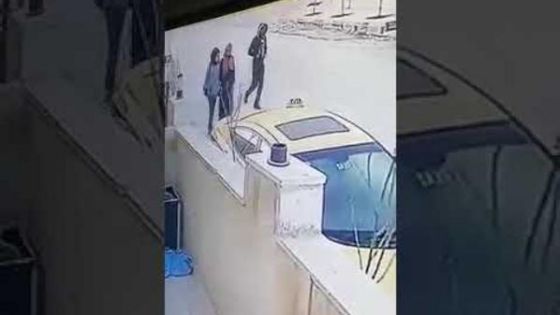 بالفيديو :شاب يشوه وجه فتاه بسلاح الأبيض في الرصيفة