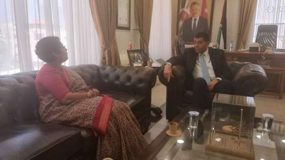 استيتية يبحث مع سفيرة سريلانكا في الاردن سبل وآليات تعزيز التعاون بين البلدين.