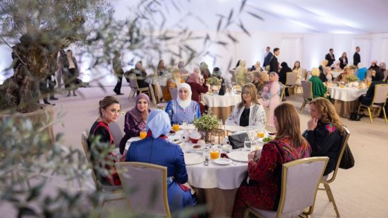 الملكة رانيا العبدالله تقيم إفطاراً لسيدات في محافظة جرش